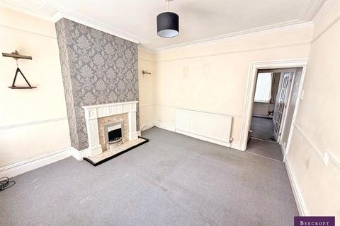 2 bedroom terraced house for sale, Station Road, Thurnscoe, Rotherham