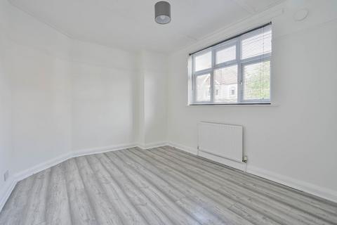 undefined, Norbiton Avenue, Kingston, Kingston upon Thames, KT1