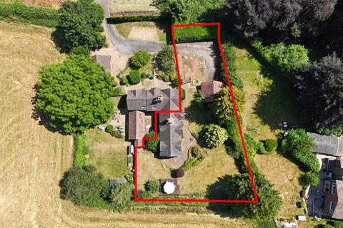 3 bedroom cottage for sale, Coventry Road, Stoneleigh, Coventry