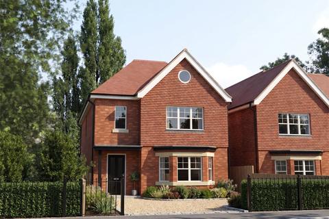 4 bedroom detached house for sale, Twemlow Avenue, Poole Park, Poole, Dorset, BH14