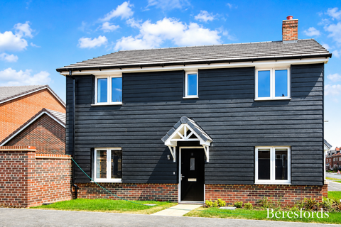 3 bedroom semi-detached house to rent, Priestley Field Avenue, Little Dunmow, CM6