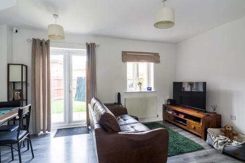 3 bedroom end of terrace house to rent, Carnoustie Drive, Lincoln, LN6