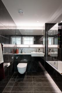 3 bedroom apartment for sale, London E3