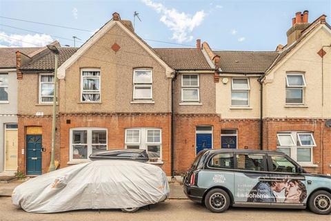 2 bed house for rent in Gladwell Road, Bromley BR1