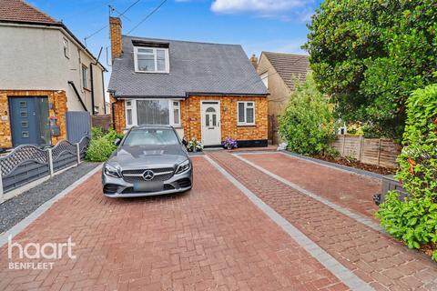4 bedroom detached house for sale, London Road, Benfleet