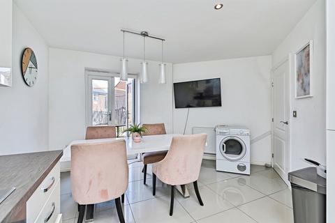 3 bedroom semi-detached house for sale, Rosemary Road, Tipton