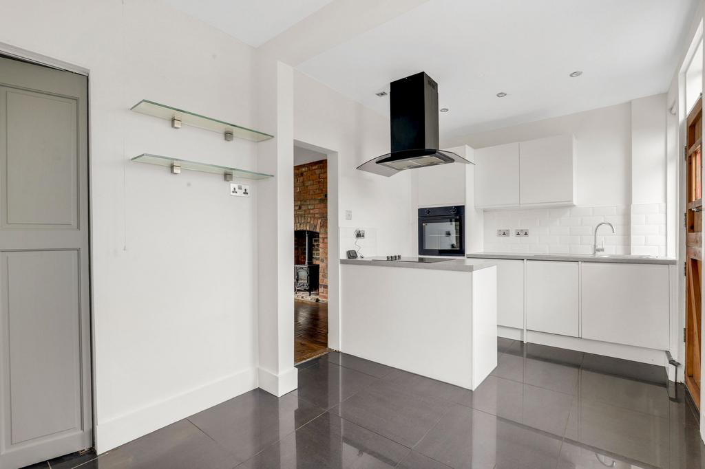House in Nottingham, Wilford - View 3
