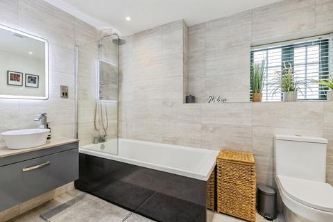 3 bedroom detached house for sale, The Orchard, Lincoln LN1