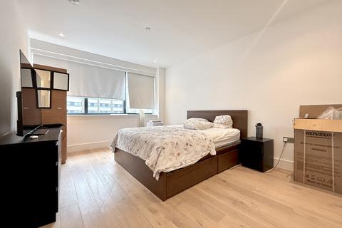 2 bedroom apartment to rent, Romney Place, Maidstone, ME15