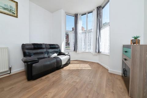 1 bedroom ground floor flat for sale, Coltman Street, Hull