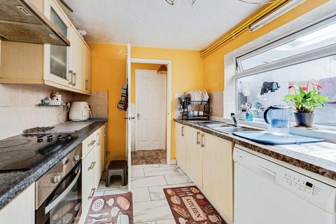 2 bedroom terraced house for sale, Crombey Street, Swindon, Wiltshire, SN1