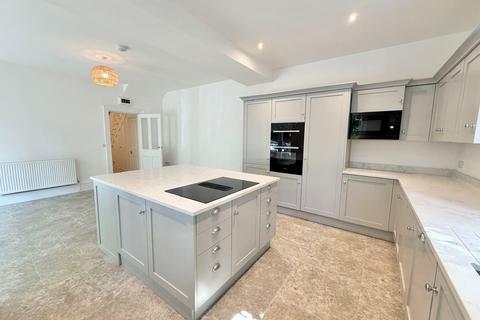 4 bedroom semi-detached house to rent, Lewis Road, Neath, SA11 1DQ