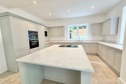 4 bedroom semi-detached house to rent, Lewis Road, Neath, SA11 1DQ