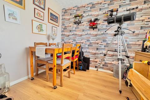3 bedroom terraced house for sale, Meggeson Avenue, Southampton SO18