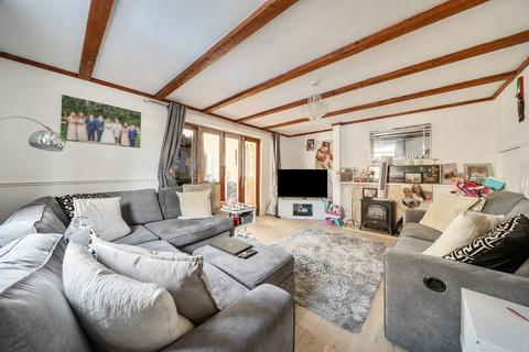 3 bedroom end of terrace house for sale, Blackbird Leys Road, Oxford, Oxfordshire
