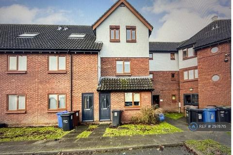 2 bed flat/apartment for rent in Stephenson Way, Corby, NN17