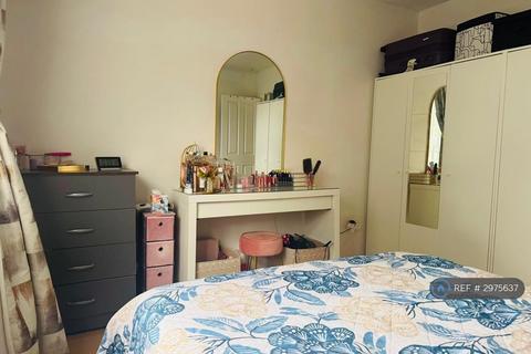1 bedroom flat to rent, John Burns Drive, Barking, IG11