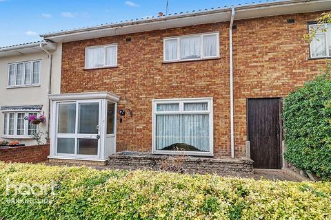 Tower Close, Hainault
