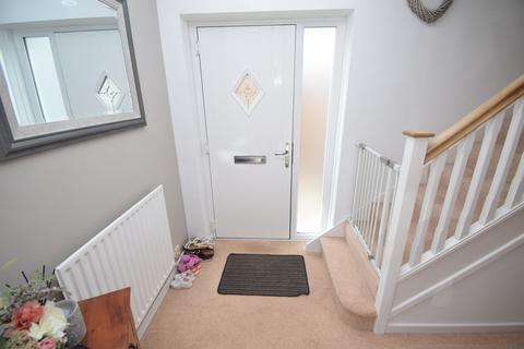 3 bedroom semi-detached house for sale, Belmont Close, Bridgwater TA6