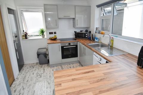 3 bedroom semi-detached house for sale, Belmont Close, Bridgwater TA6
