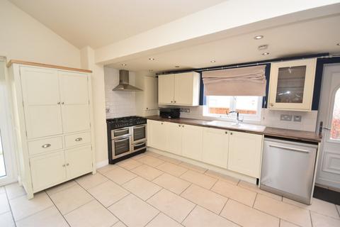 3 bedroom semi-detached house for sale, Chester Road, Malpas