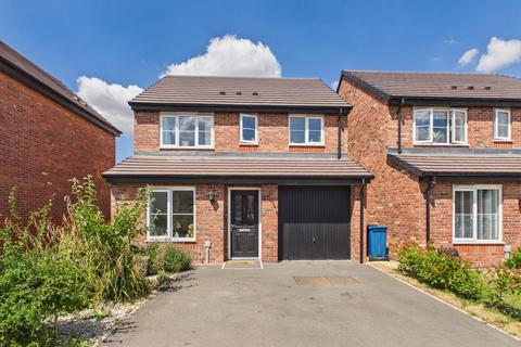 3 bedroom detached house for sale, Upnor Way, Staffordshire ST16