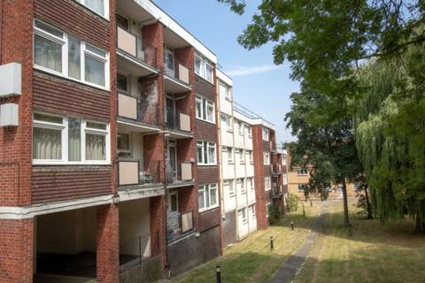 Ainsworth Close, London