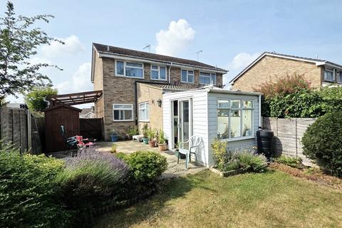 3 bedroom semi-detached house for sale, Bridgewater Road, Brackley