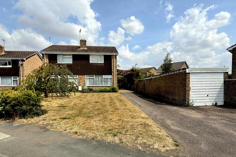 3 bedroom semi-detached house for sale, Bridgewater Road, Brackley