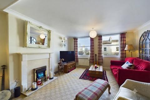 2 bedroom apartment for sale, Drake Court, The Hoe PL1