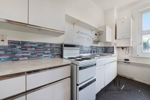 1 bedroom flat for sale, Station Parade, NW2