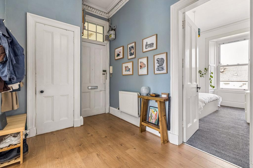 Apartment in Glasgow, Crosshill - View 2