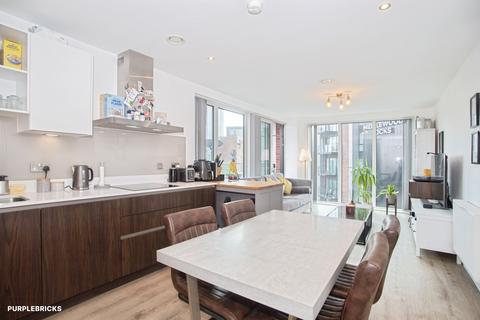 2 bedroom apartment for sale, Lockgate Square, Salford, M5