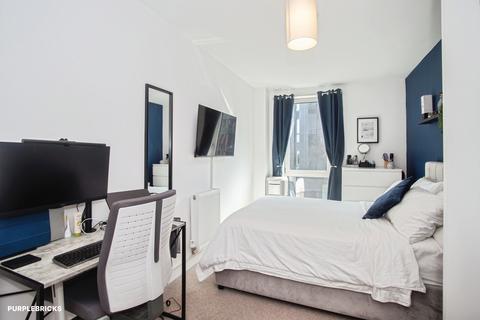 2 bedroom apartment for sale, Lockgate Square, Salford, M5