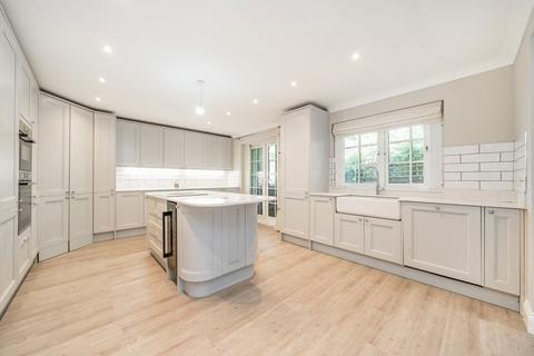 undefined, Goldcrest Mews, London W5