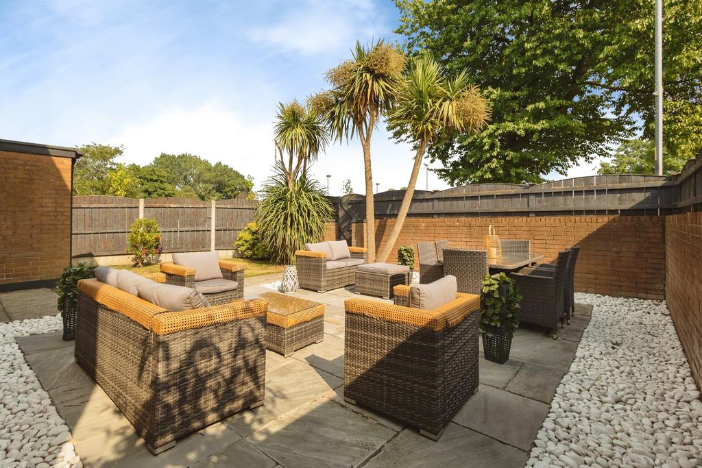 House in Manchester, Greater Manchester - View 2