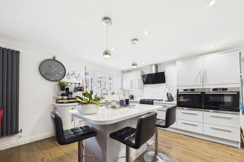4 bedroom detached house for sale, Pembridge Close, Telford TF2
