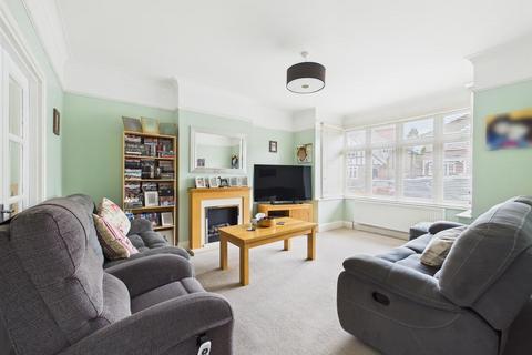 3 bedroom detached house for sale, St. Georges Road, Wallington SM6
