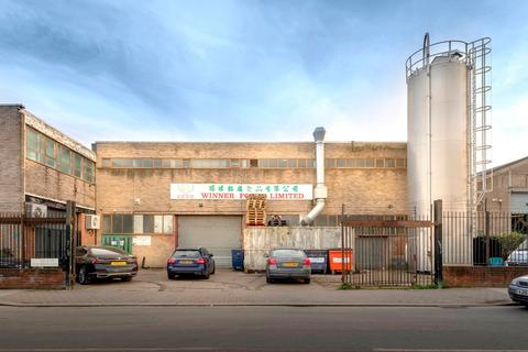 Warehouse to rent, 43-53 Markfield Rd London N15 4QA