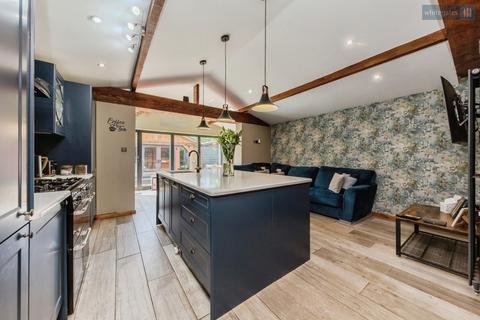 4 bedroom semi-detached house for sale, Hillfield Gardens, Cheshire CW5