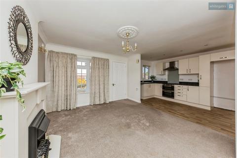 2 bedroom bungalow for sale, Yew Tree Drive, Cheshire CW5