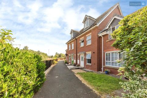 3 bedroom townhouse for sale, Tyldesley Way, Cheshire CW5