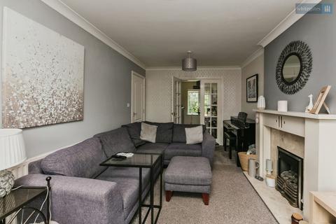 4 bedroom semi-detached house for sale, Mottram Drive, Cheshire CW5