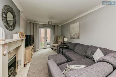 4 bedroom semi-detached house for sale, Mottram Drive, Cheshire CW5