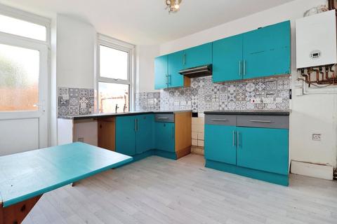 2 bedroom flat for sale, Lodge Causeway, Bristol, BS16
