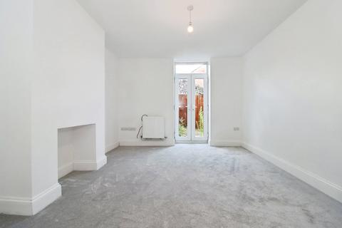 2 bedroom flat for sale, Lodge Causeway, Bristol, BS16