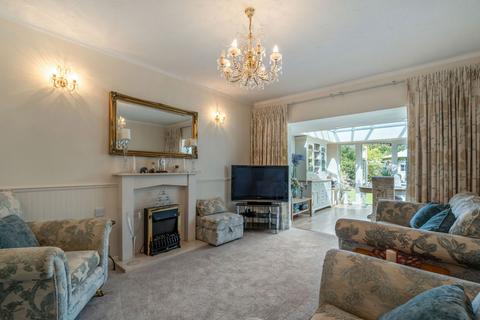 2 bedroom detached bungalow for sale, Beresford Road, Cheam, SM2