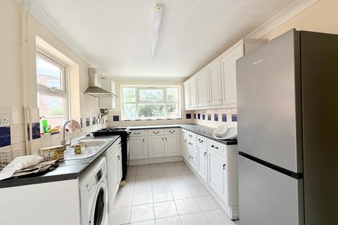 undefined, Gordon Road, WELLINGBOROUGH
