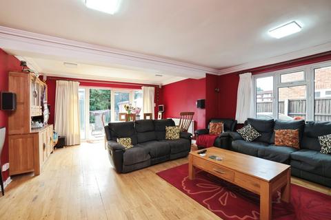 undefined, Biddenham Turn, Watford