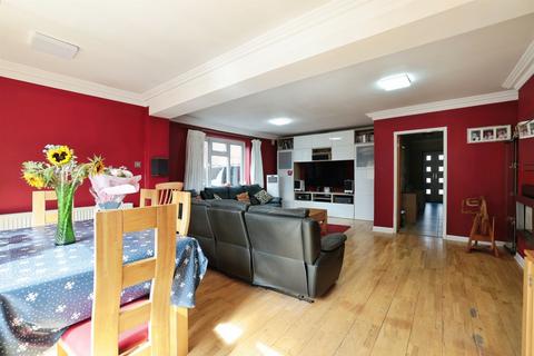 undefined, Biddenham Turn, Watford